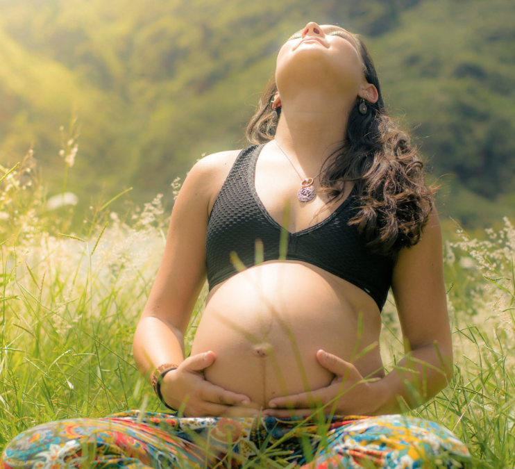 Yoga Vital para embarazadas, partos y postpartos